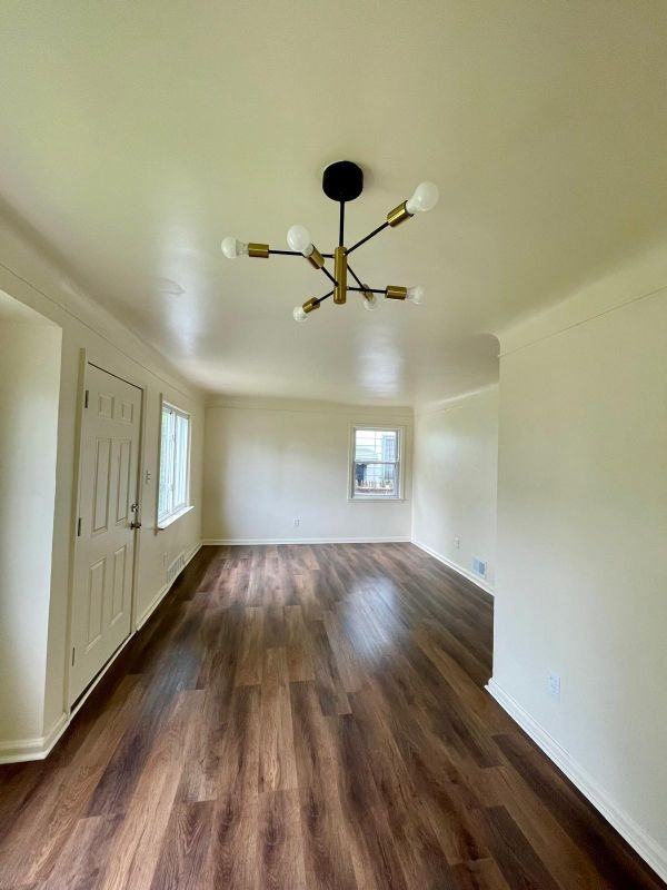 20495 Mendota St - Photo 3 of 14