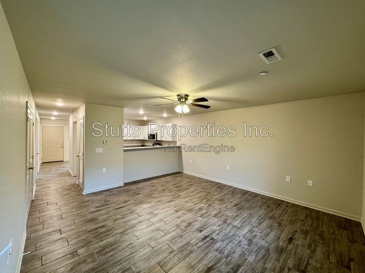 201 Spindle Ct #202 - Photo 2 of 13