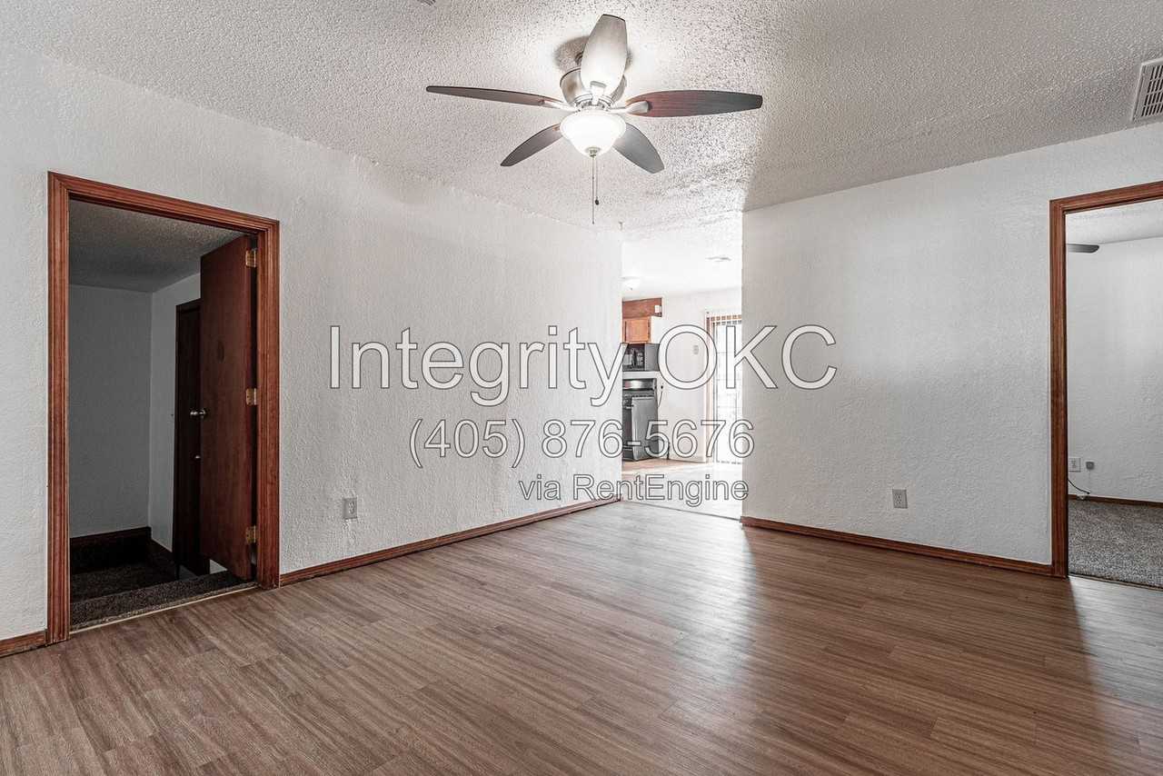 6316 S Durland Ave - Photo 5 of 33