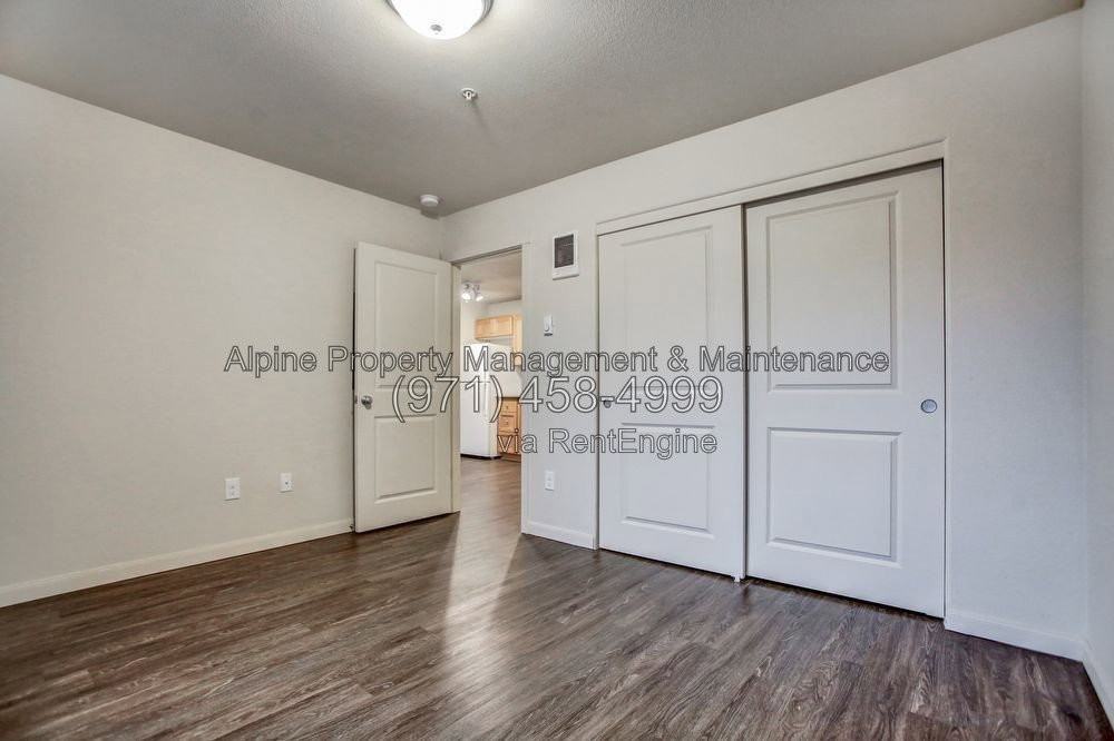 245 Se 146th Ave #235 - Photo 7 of 8