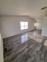 featured image of 2005 Carlee Dr