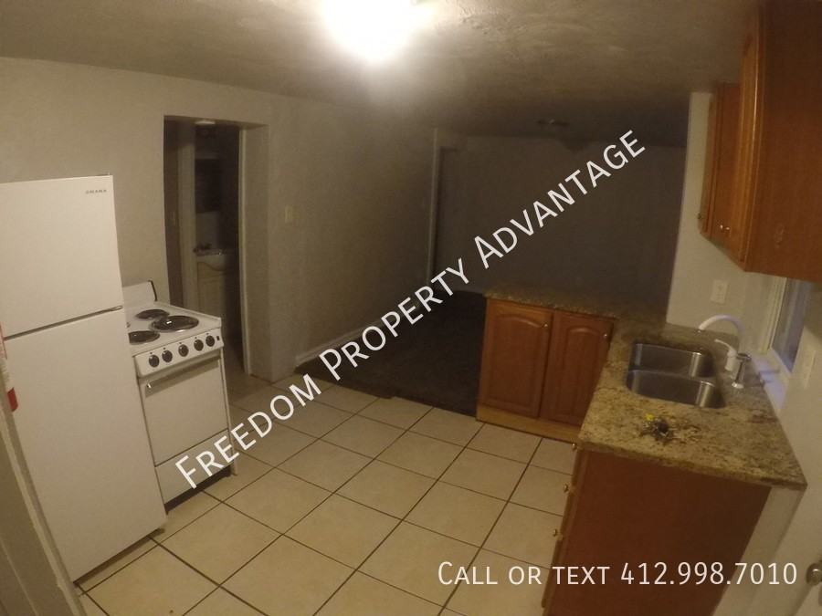 291 Greenlee Rd #1 - Photo 4 of 13