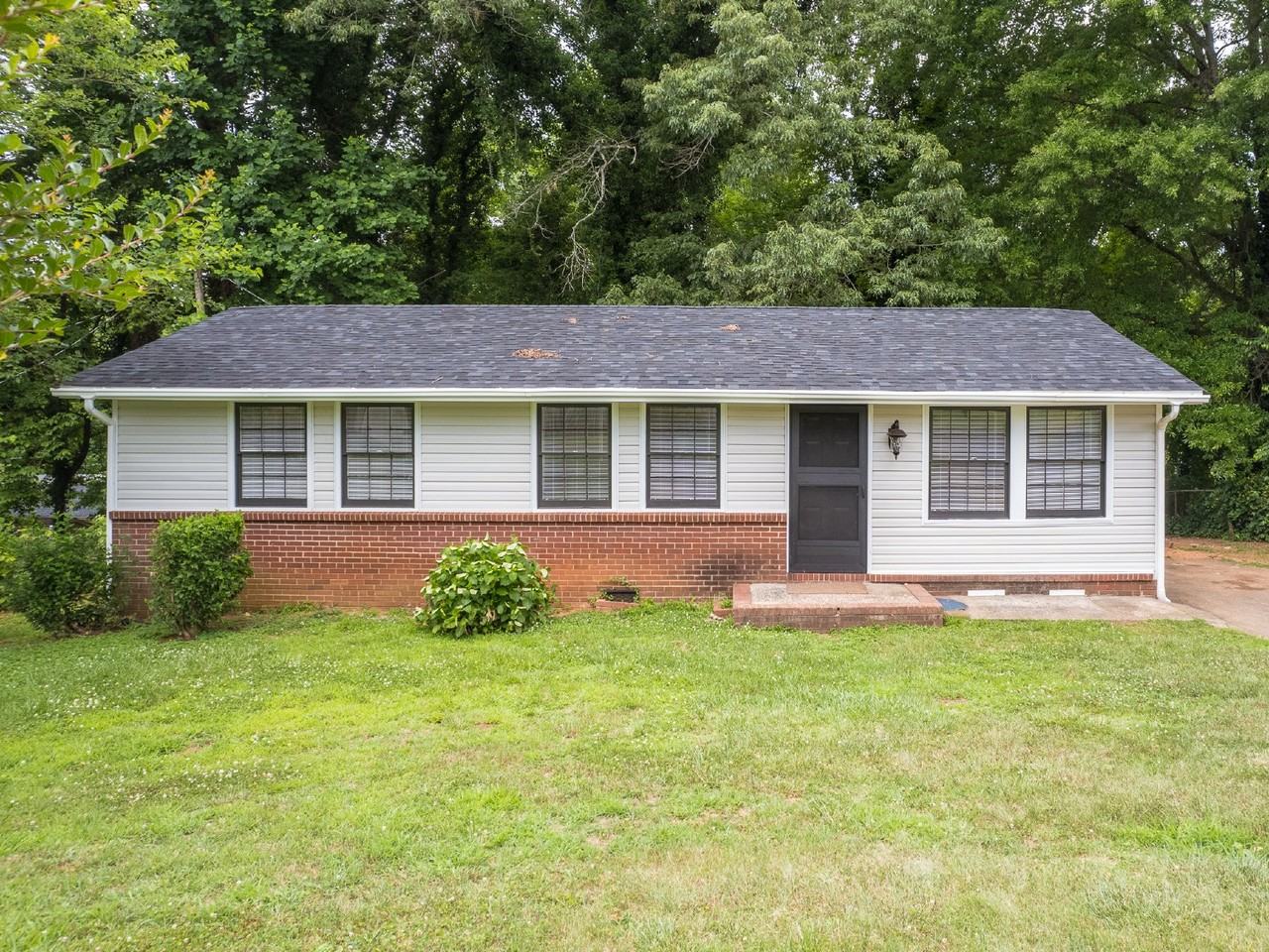 2017 Redwood Cir - Photo 6 of 43