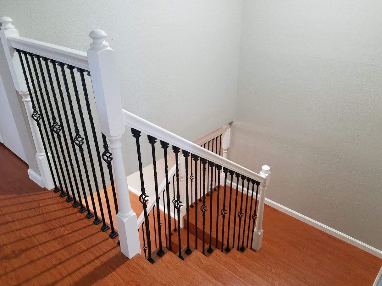 393 Englert Ct - Photo 3 of 16