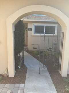 536 Curie Dr - Photo 3 of 36