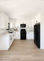 featured image of 7224 Hazeltine Ave #1