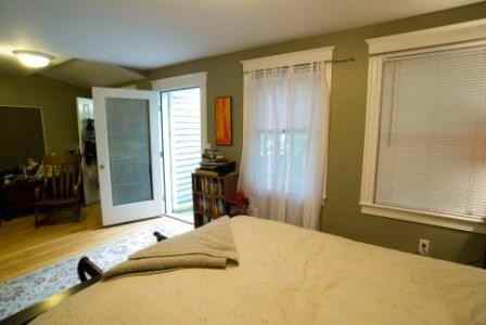 366 E St - Photo 7 of 15
