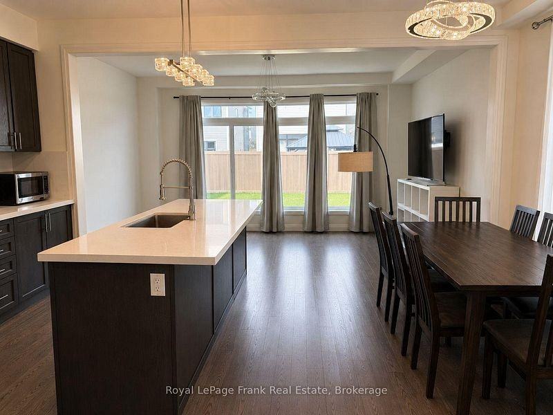 18 Larkin Lane - Photo 3 of 12