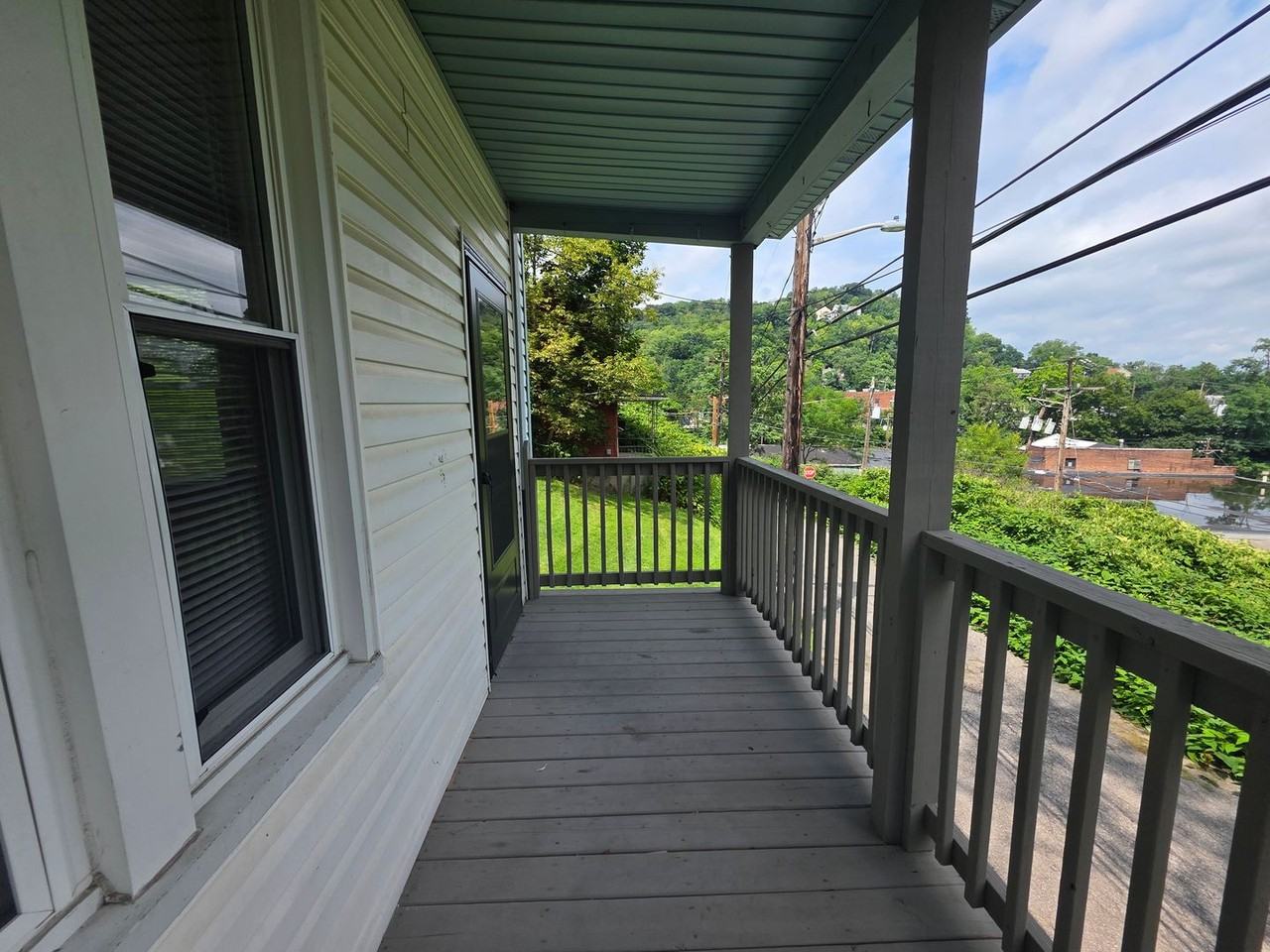 1341 Herrod St - Photo 4 of 28
