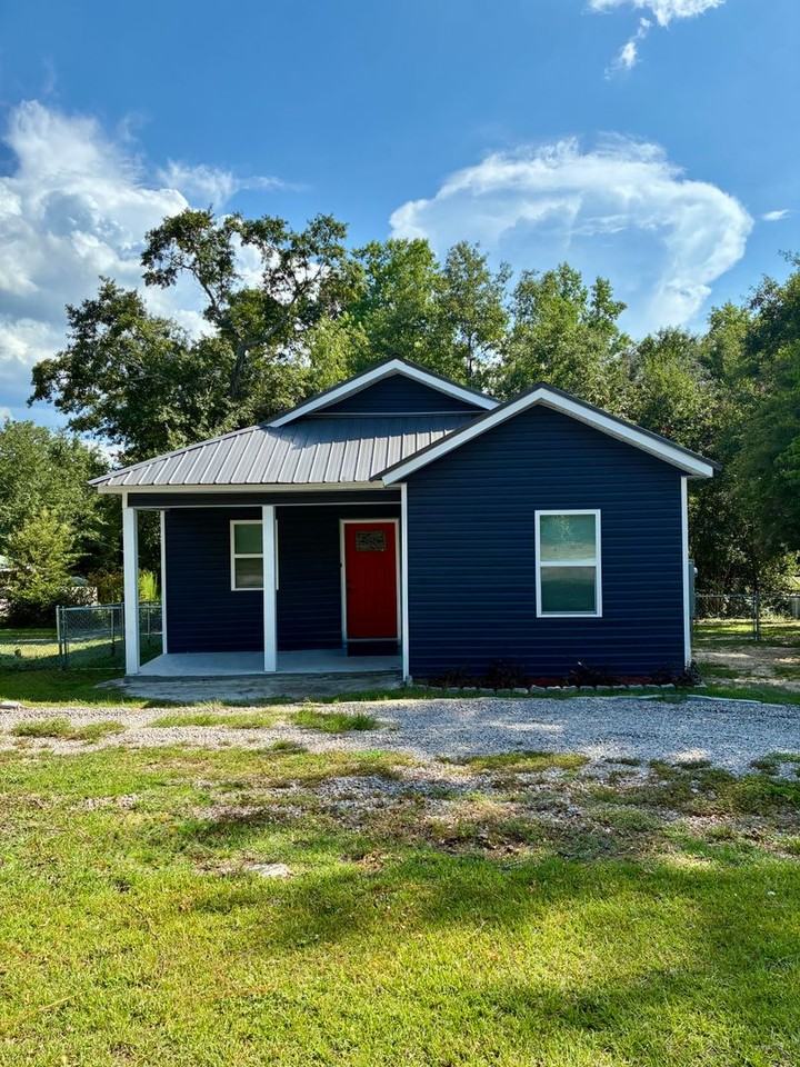 274 Bledsoe Dr - Photo 2 of 14