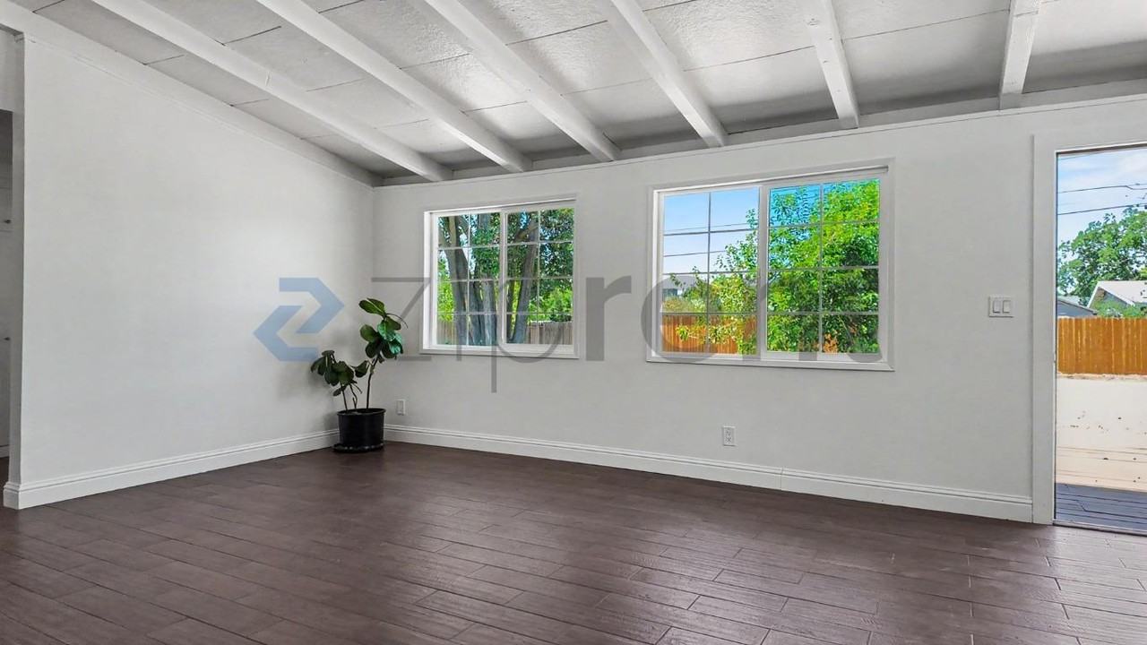 1937 Terrace Dr - Photo 5 of 47
