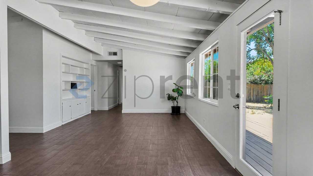 1937 Terrace Dr - Photo 7 of 47