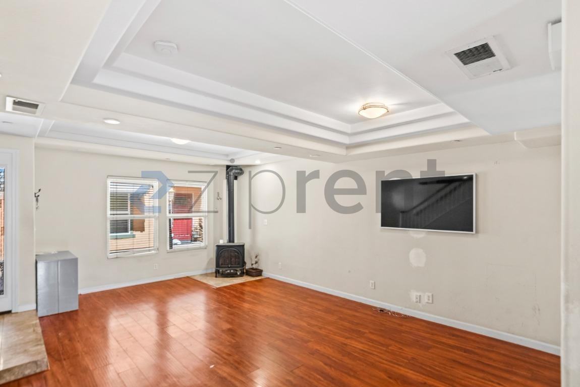 108 Balbach St #9 - Photo 7 of 22