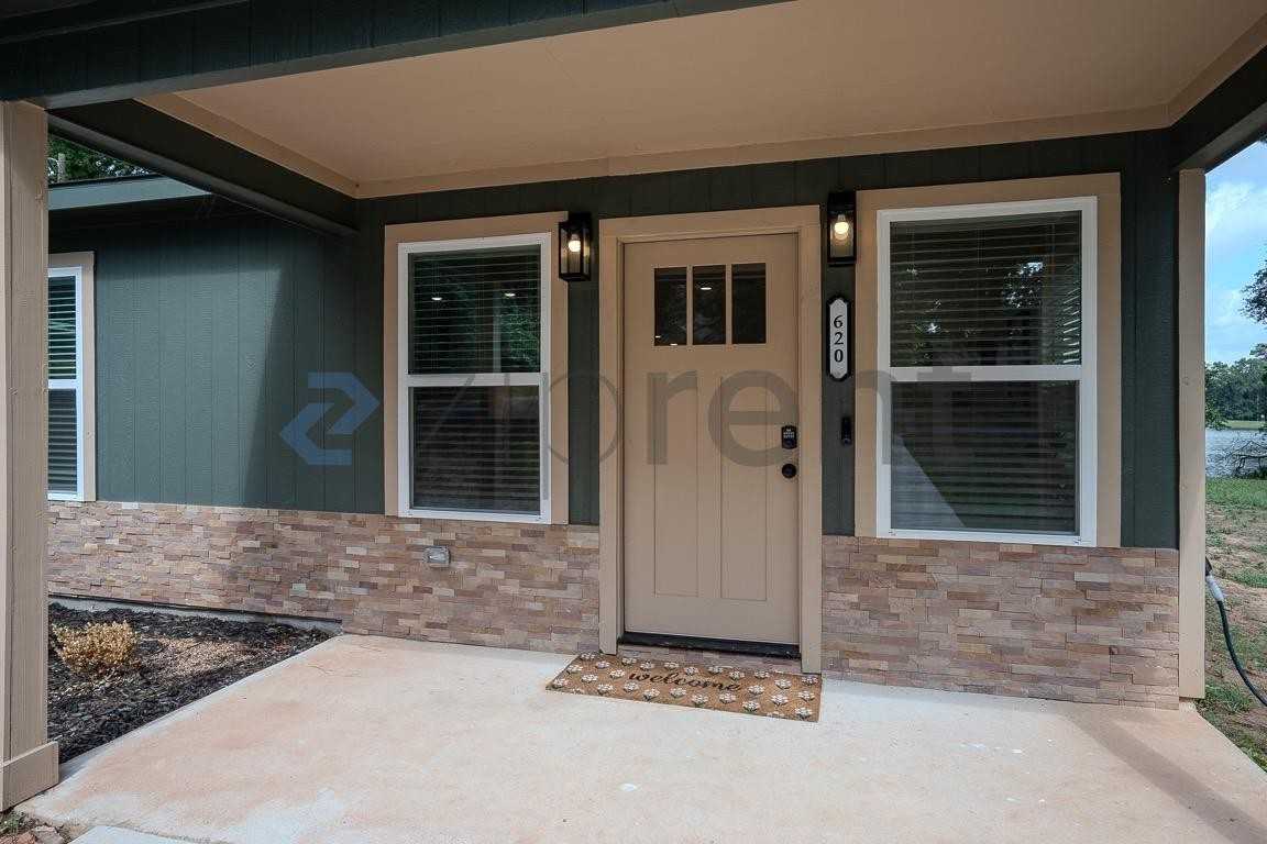 620 Saint Lawrence River Rd - Photo 2 of 33