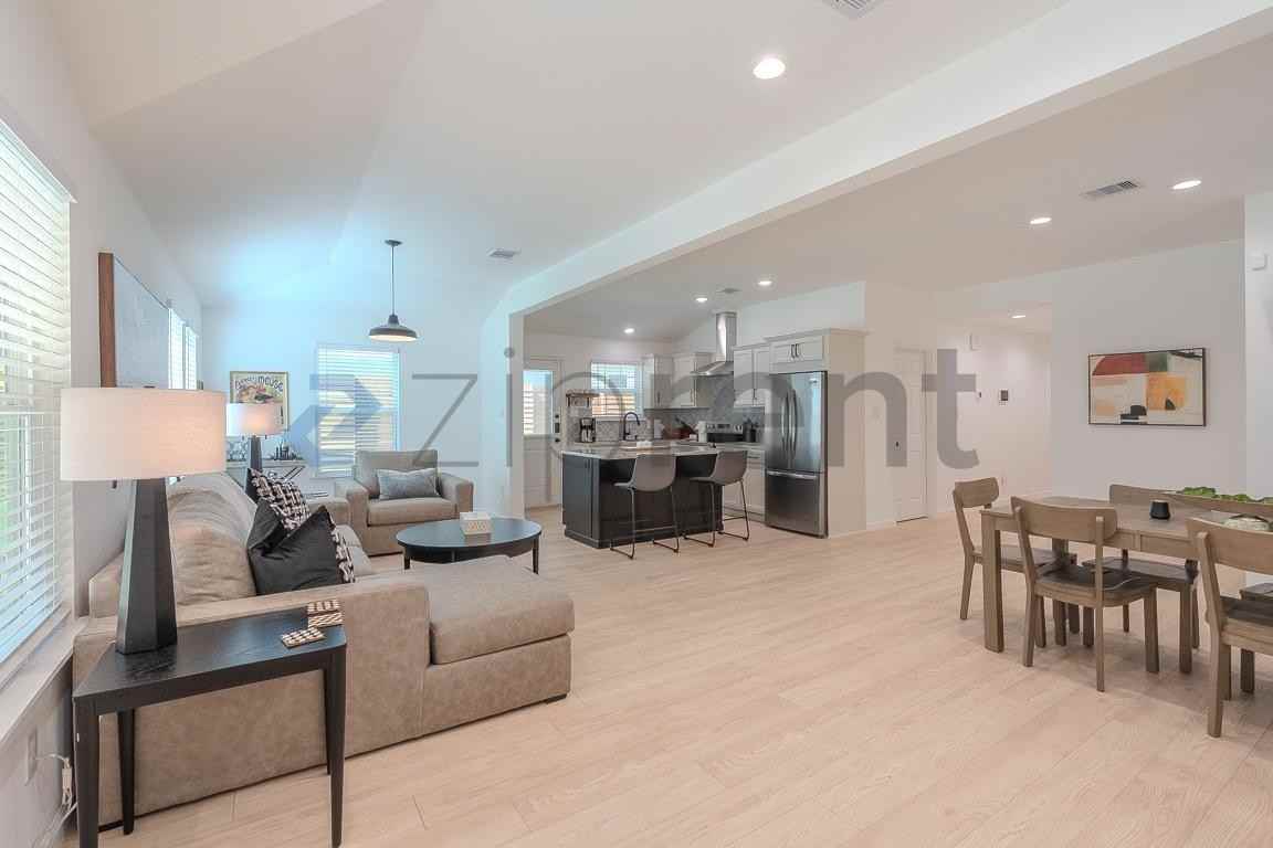 620 Saint Lawrence River Rd - Photo 6 of 33