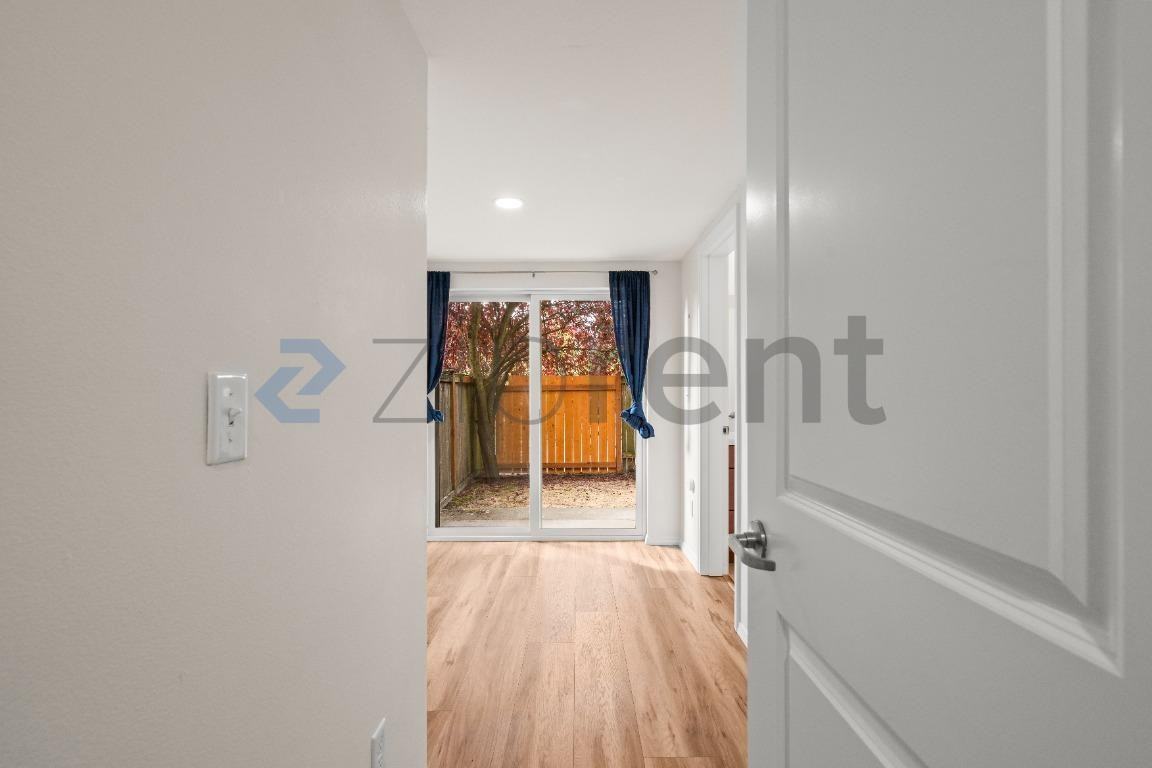 516 N 46th St #A - Photo 6 of 18
