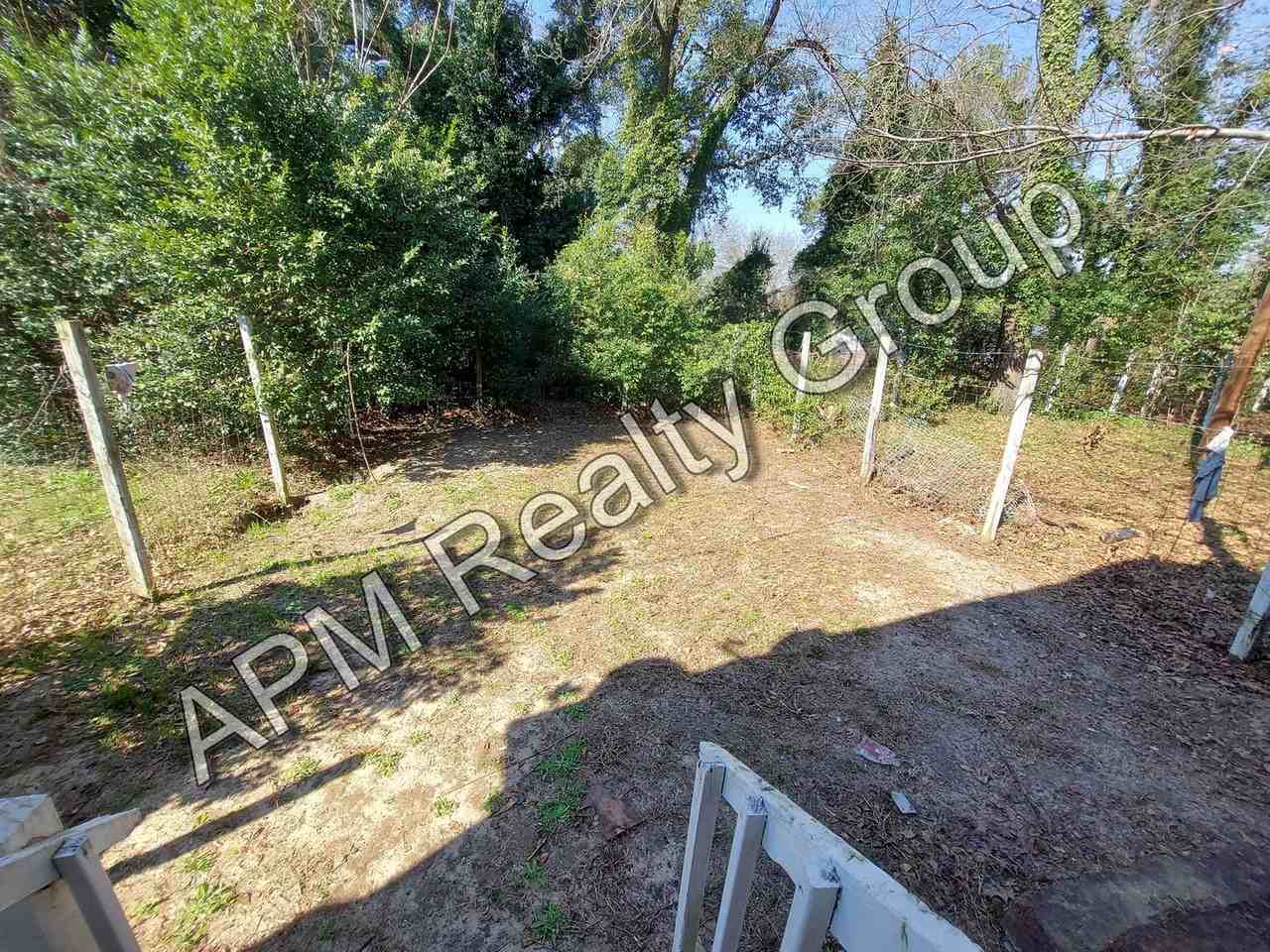 1221 King St - Photo 7 of 14