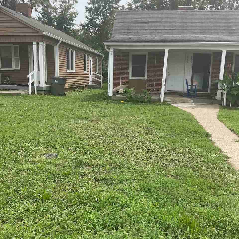 1525 W 29th St - Photo 2 of 13