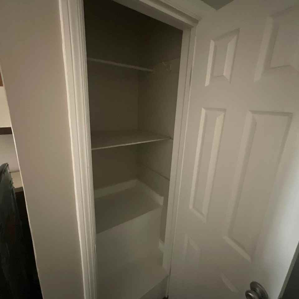 1525 W 29th St - Photo 7 of 13