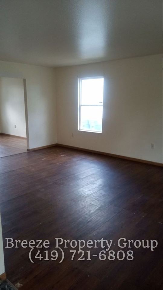 3035 N Ontario St - Photo 3 of 20