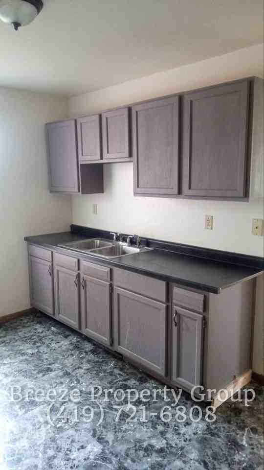 3035 N Ontario St - Photo 4 of 20