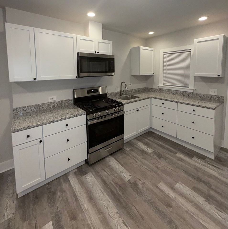 5209 W Lake St - Photo 3 of 16