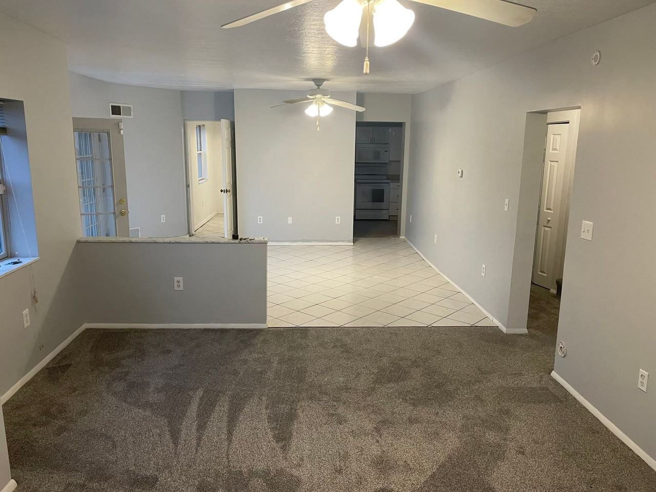 609 N Birmingham Ave - Photo 4 of 10