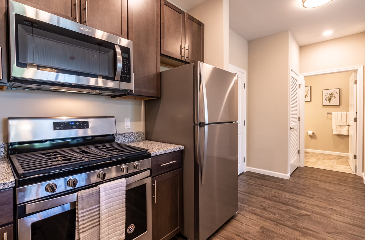 Port Oram Village Apartments - Photo 6 of 25