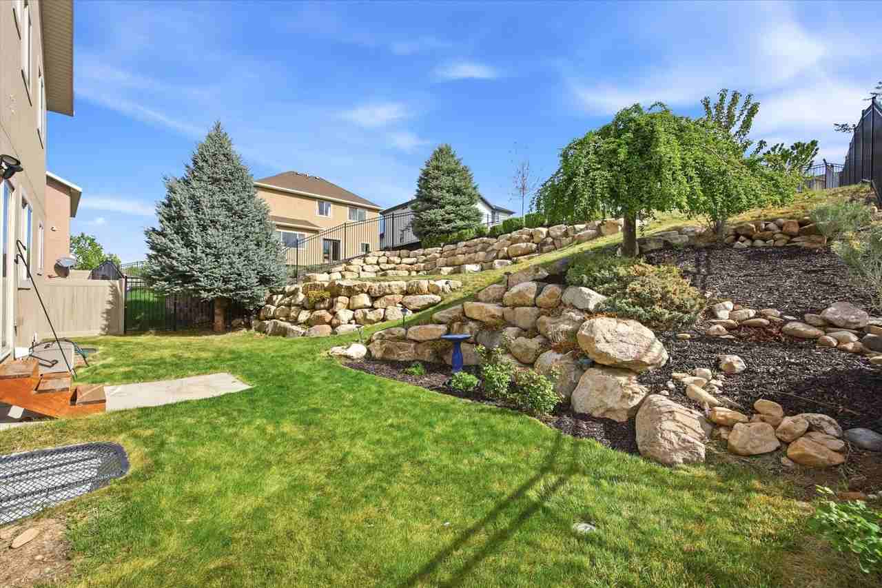 4412 N Foxtrail Dr - Photo 3 of 31