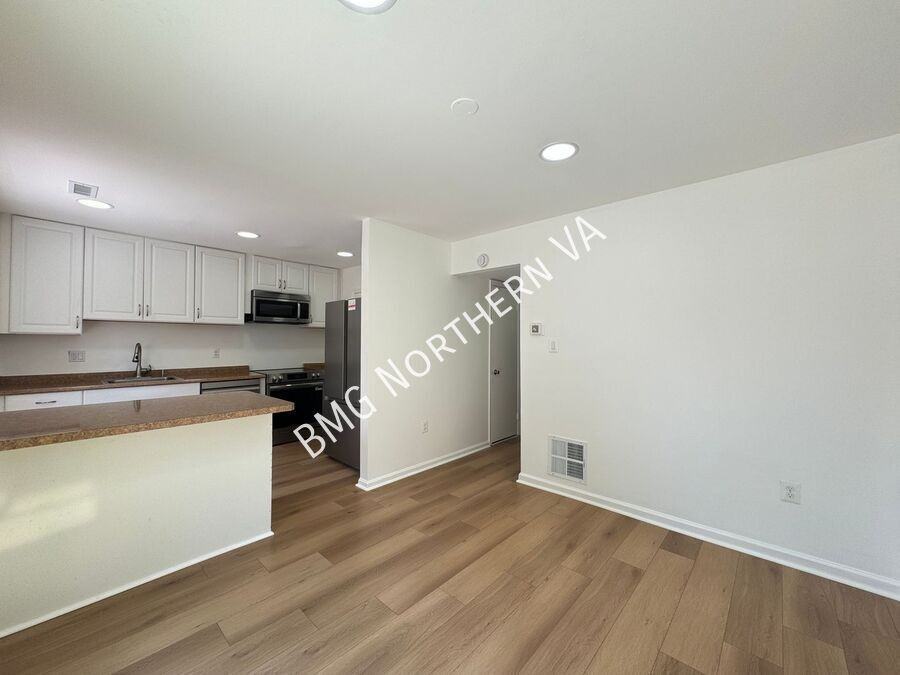 8763 Bretton Woods Dr - Photo 6 of 42