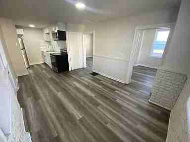 3001 Hanover Pike #B - Photo 4 of 16