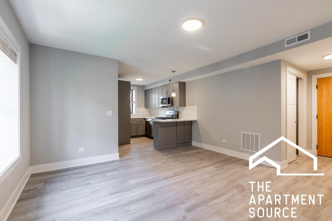 1135 Oak Ave #E3 - Photo 4 of 18