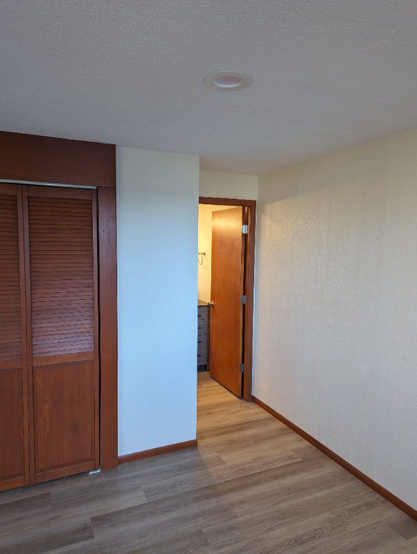 2136 Nw Jetty Ave - Photo 3 of 25