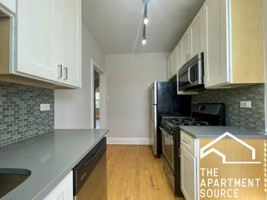 featured image of 2327 N Rockwell St #A2