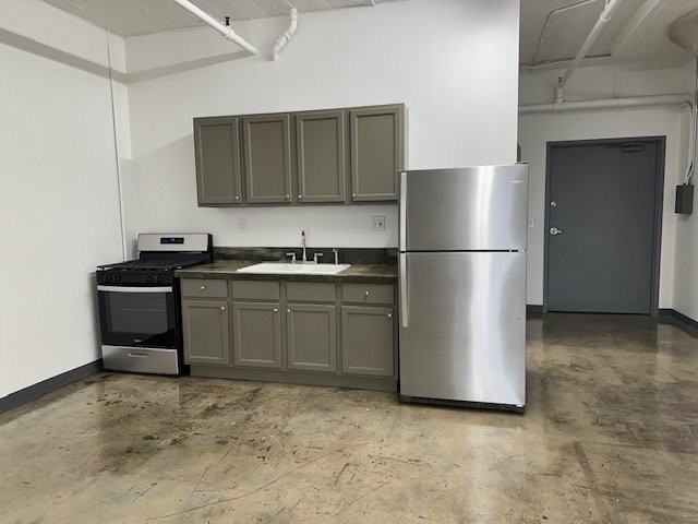 1308 Factory Pl #306 - Photo 4 of 12