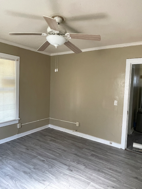 126 Haley St - Photo 2 of 5