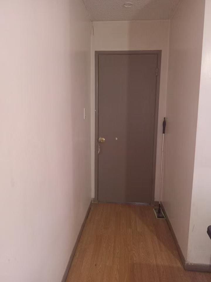 18627 Liggett St - Photo 5 of 7