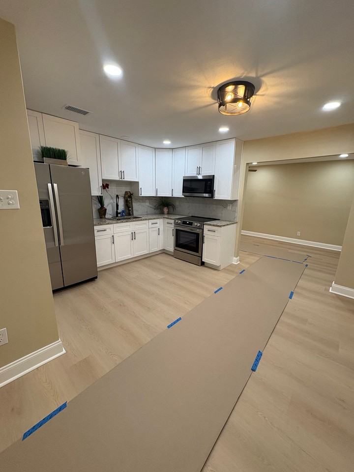 908 N Clark Ln - Photo 6 of 13