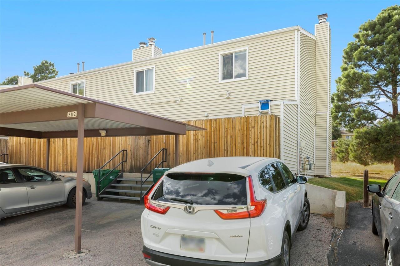 3112 Vail Pass Dr - Photo 2 of 18