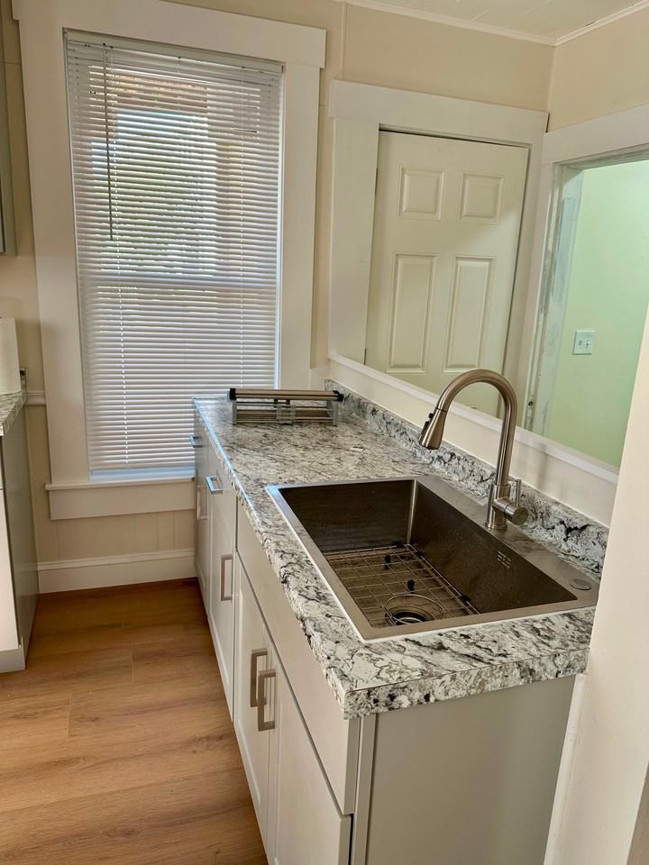278 Auburn St #2 - Photo 4 of 12