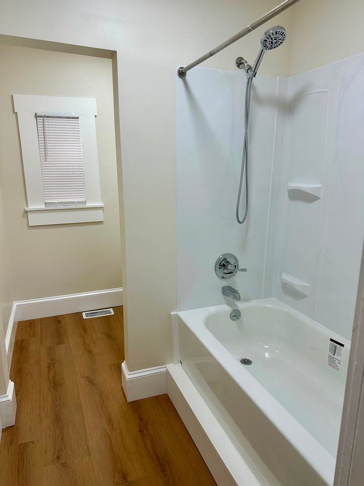 278 Auburn St #2 - Photo 6 of 12