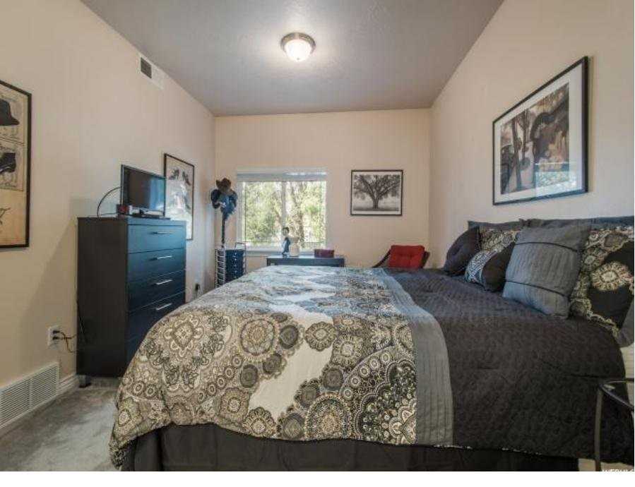 1156 E St #318 - Photo 4 of 19