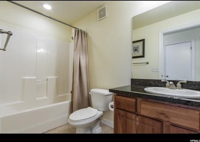 1156 E St #318 - Photo 7 of 19