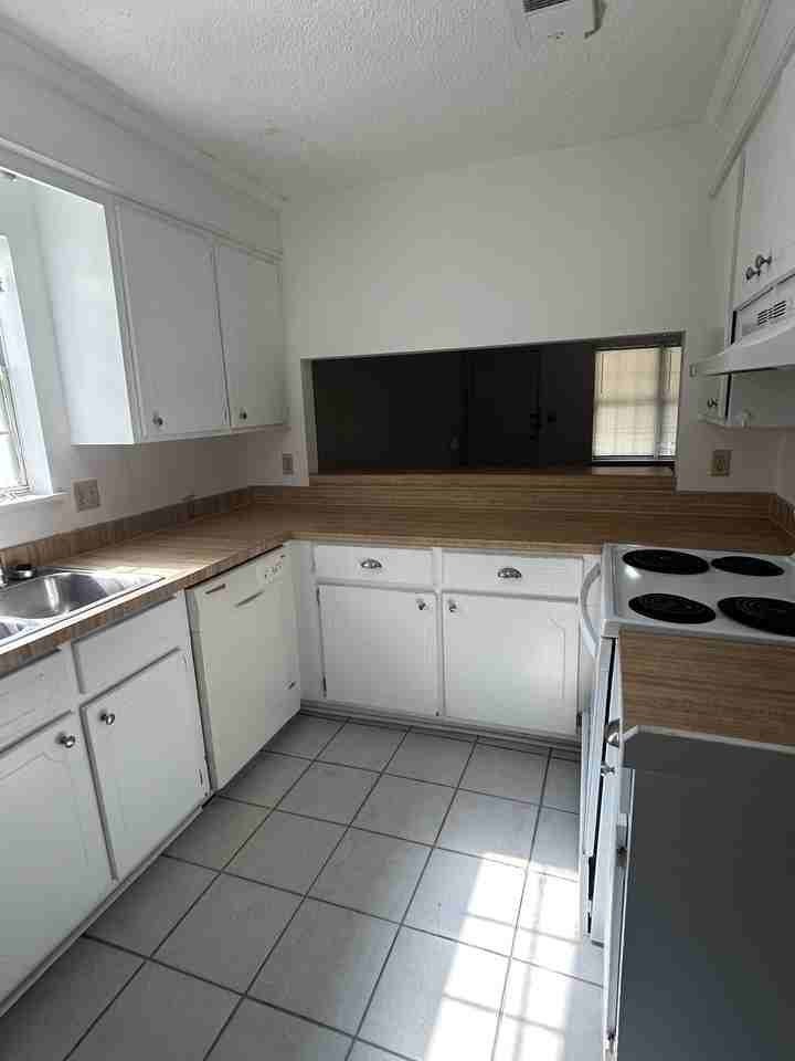 226 Plantation Rd #A - Photo 4 of 13