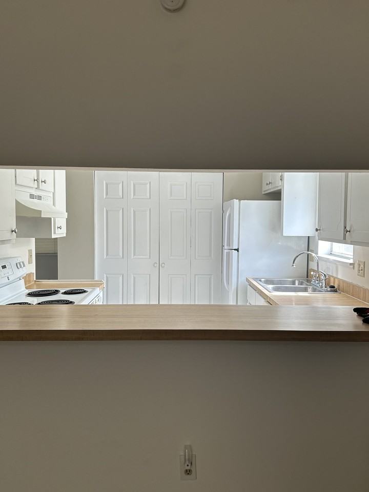 226 Plantation Rd #A - Photo 5 of 13
