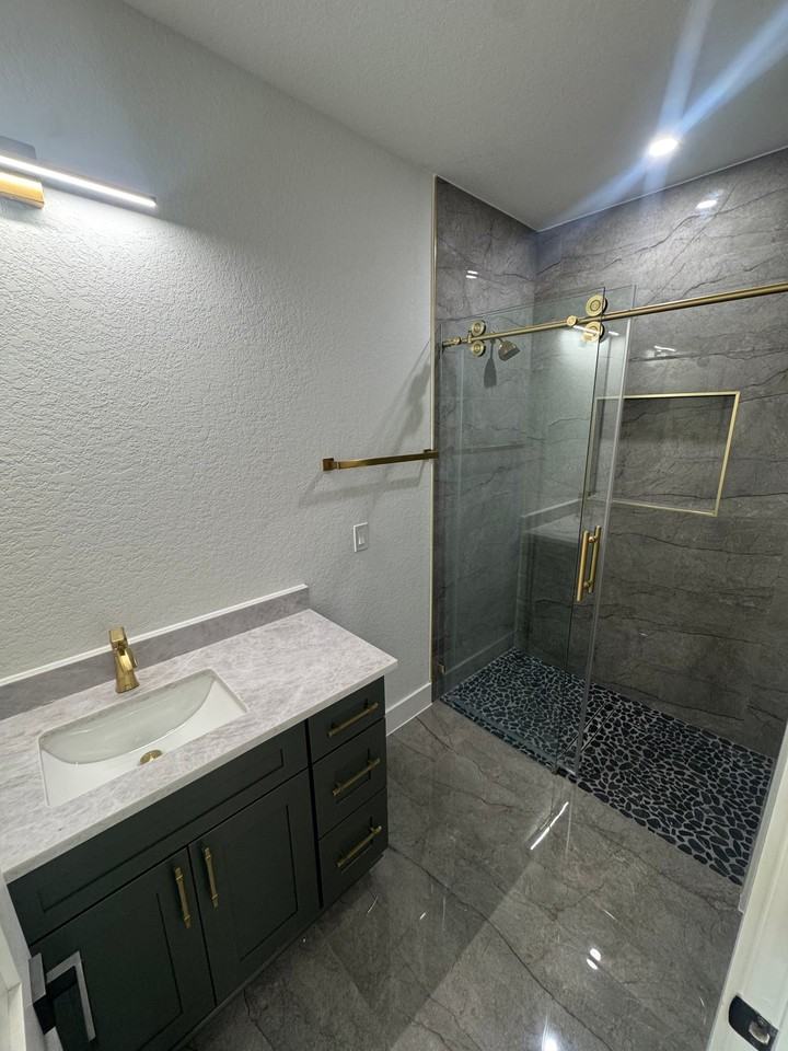 325 Vargas Aly #101 - Photo 2 of 20