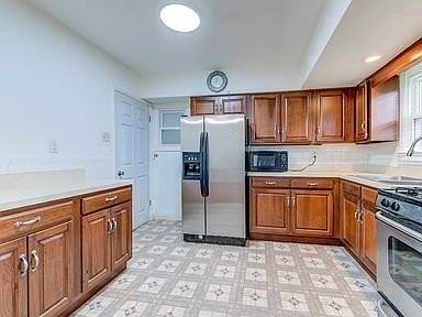 4469 Mohegan Dr - Photo 6 of 15