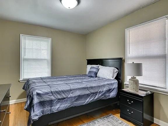 4611 Wakeley St - Photo 7 of 16