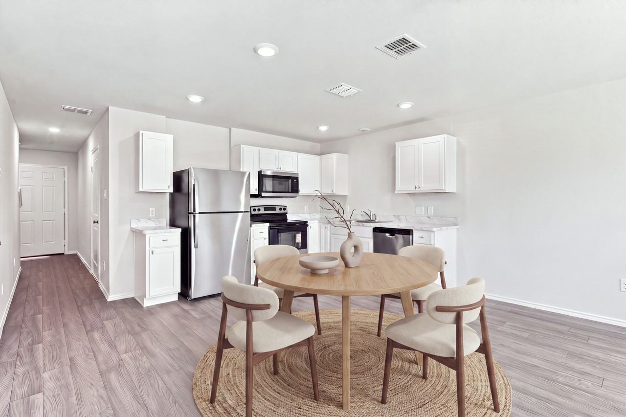 3362 Northwestern #1502 - Photo 3 of 12