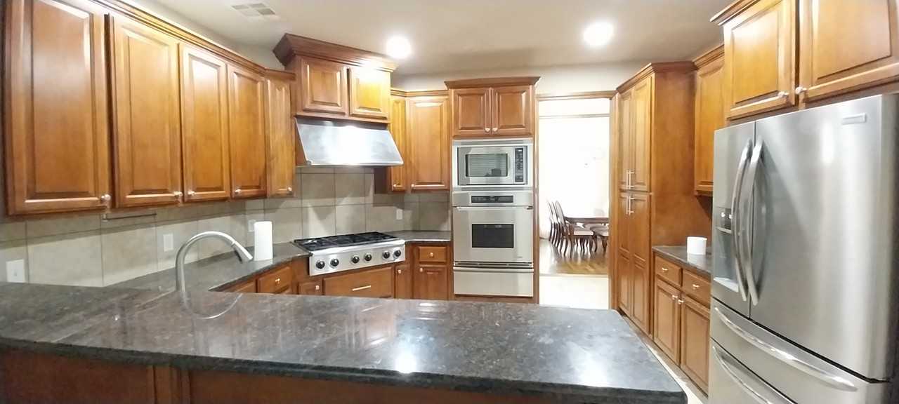 17020 Wales Green Ave #NA - Photo 3 of 16